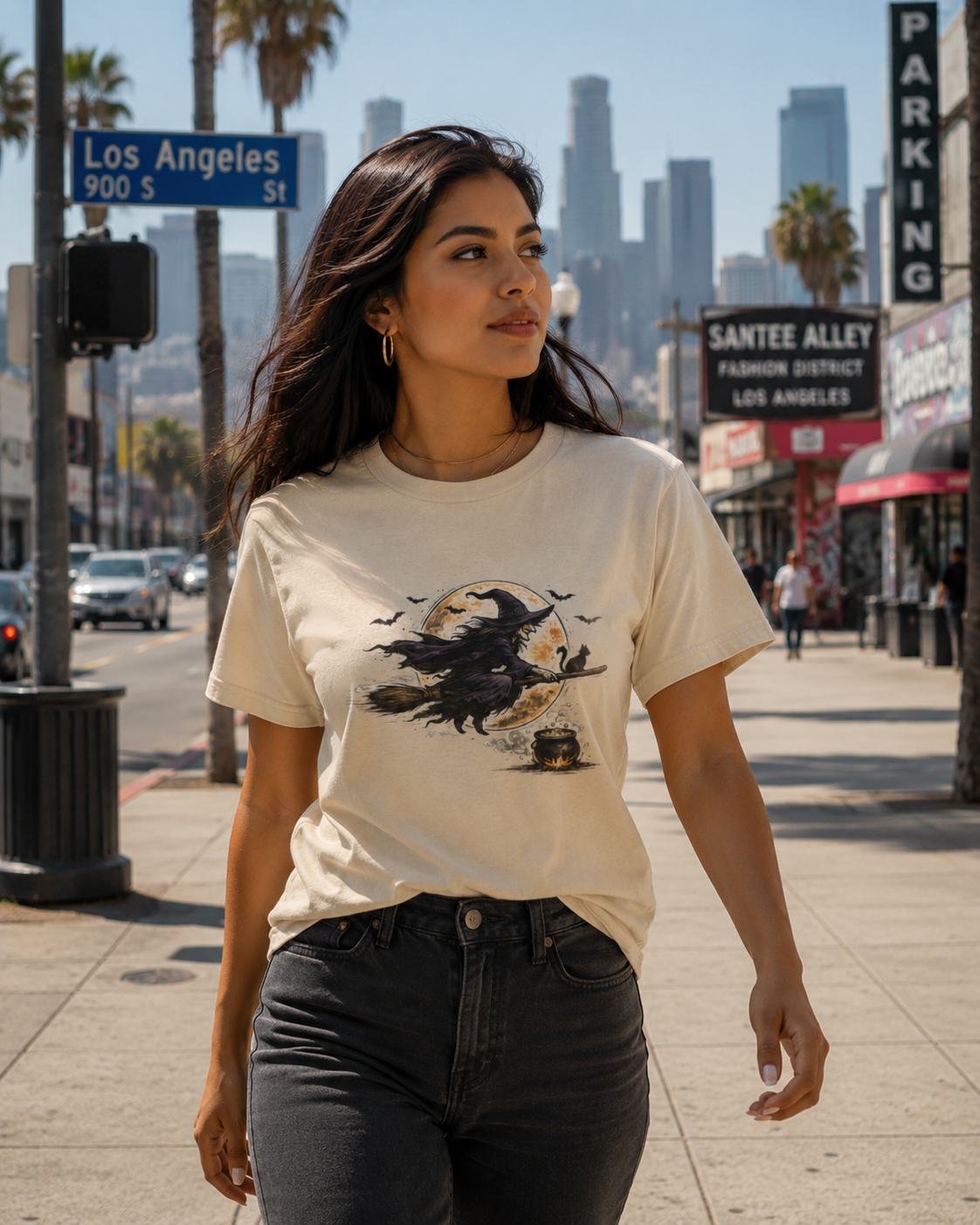 Witch Flight Tee - Bruja y Luna de Cosecha, moonlit witch broom halloween folklore tee - foto 1