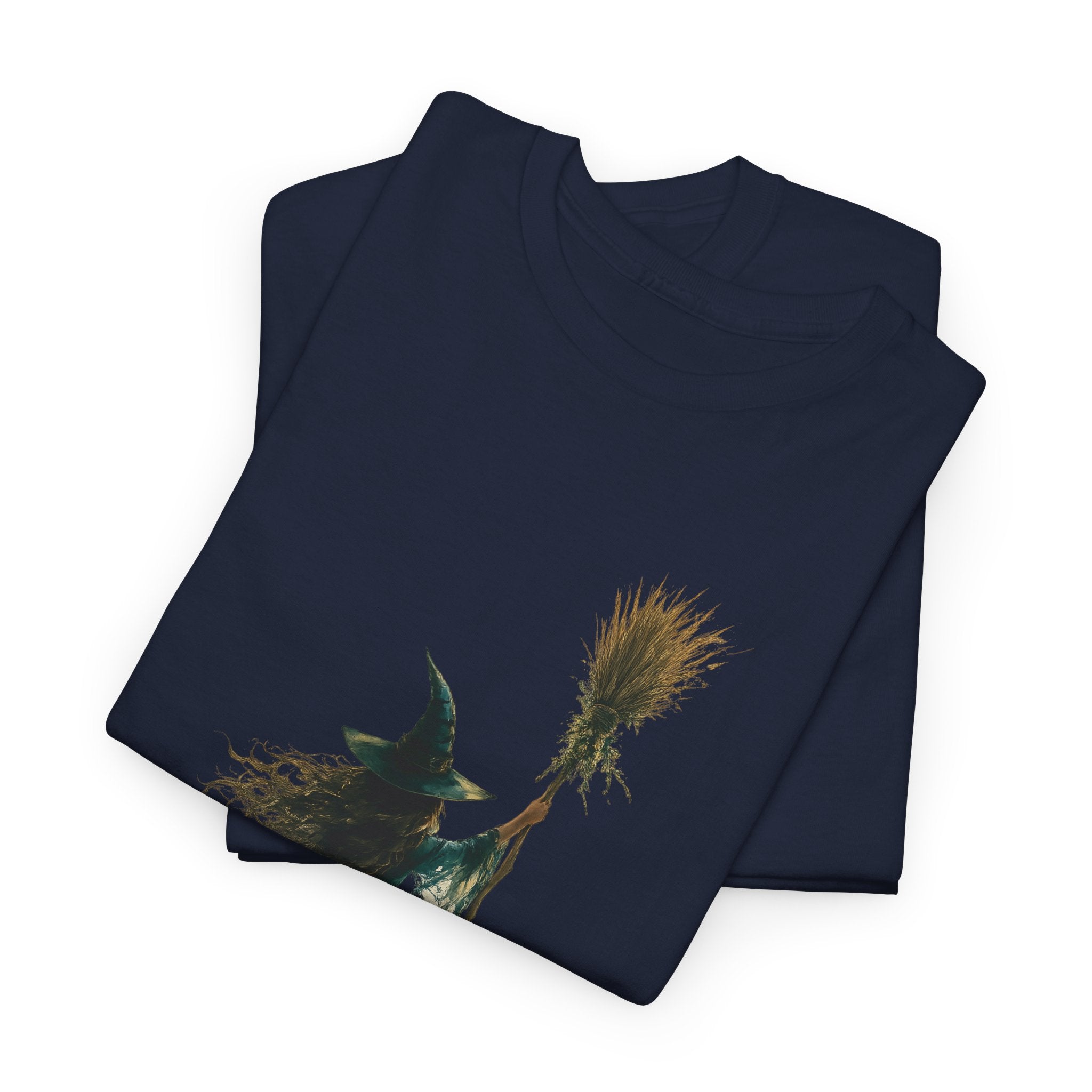 Playera Bruja Acuarela · Silueta Mística con Escoba · Regalo Gótico de Halloween