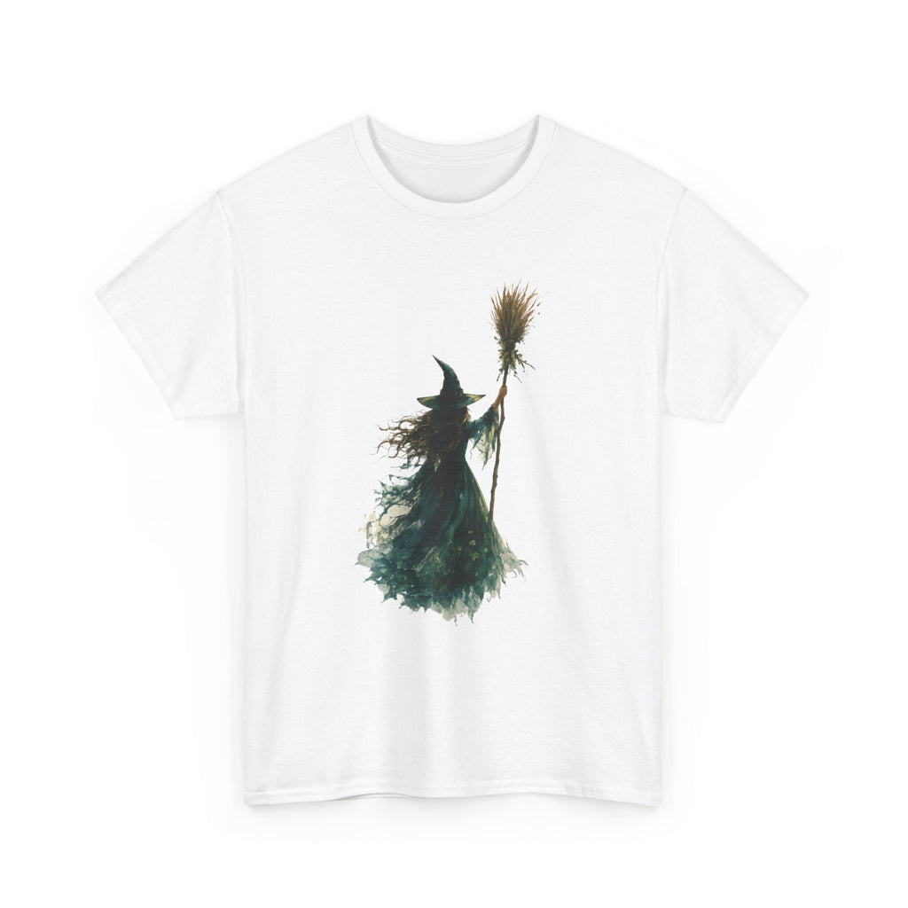 Playera Bruja Acuarela · Silueta Mística con Escoba · Regalo Gótico de Halloween